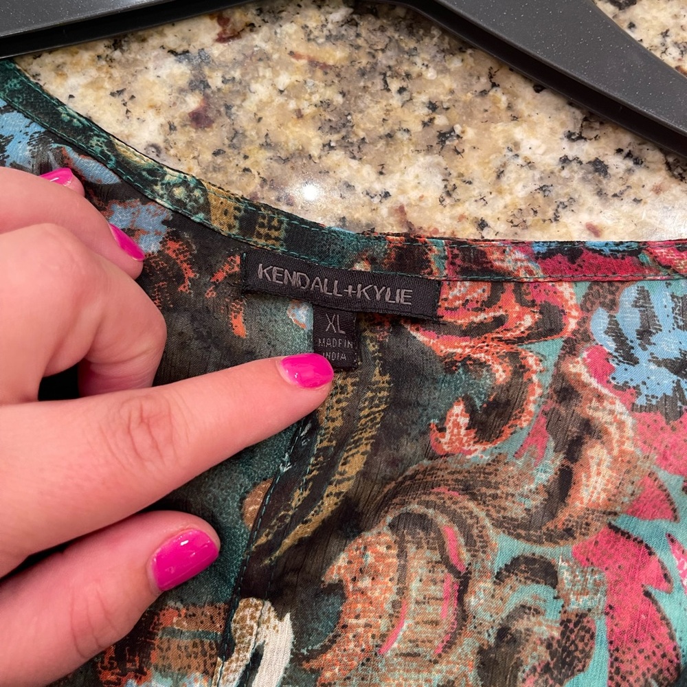 Kendall & Kylie Vibrant Patterned Maxi Dress XL - Picture 5 of 5